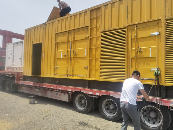 泰顺发电机出租100KW发电机需要什么规格的电缆线？